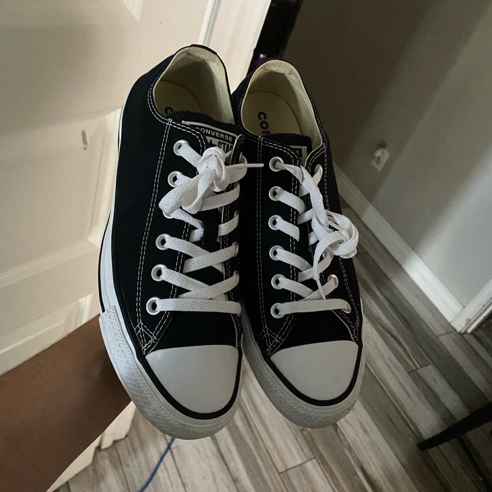 Size 8 converse